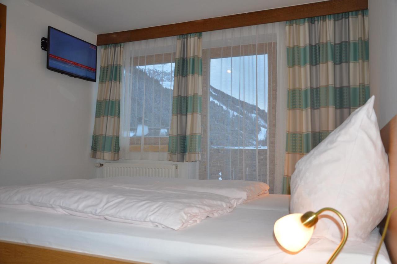 Ferienwohnung Mitterstererhof Saalbach Zimmer foto