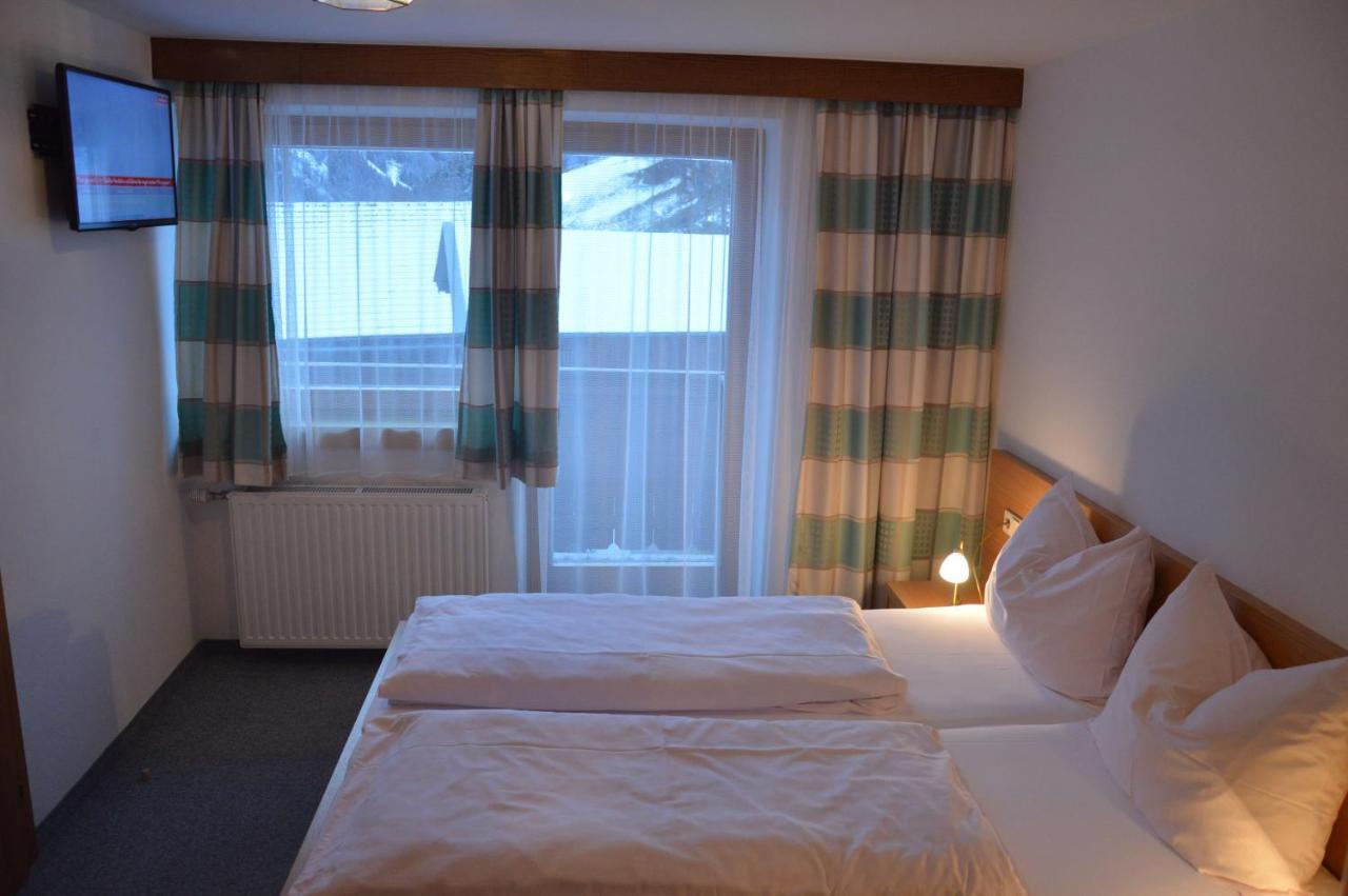 Ferienwohnung Mitterstererhof Saalbach Zimmer foto